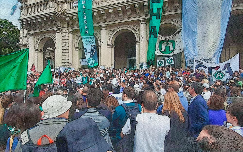 El Hospital Bonaparte no se cierra